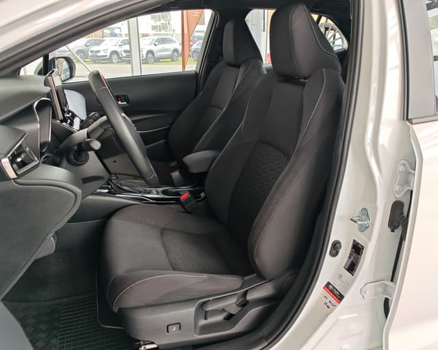 Toyota Corolla Style 1.8 Hybrid E-CVT 7/25