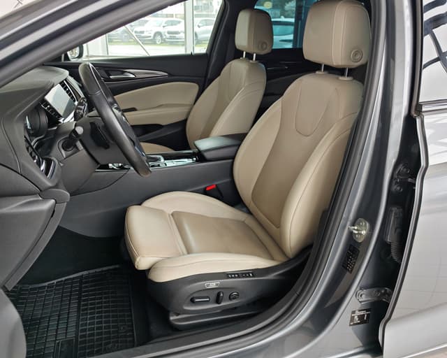 Opel Insignia ST 2.0 CDTi Ultimate 4×4 7/31
