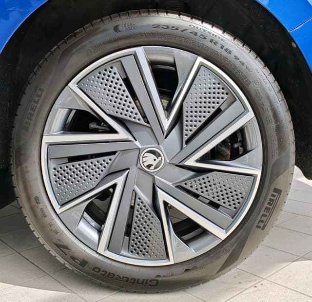Škoda Superb Sportline 2.0 TDI 142KW 4×4 30/32