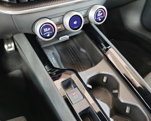 Škoda Superb Sportline 2.0 TDI 142KW 4×4 23/32